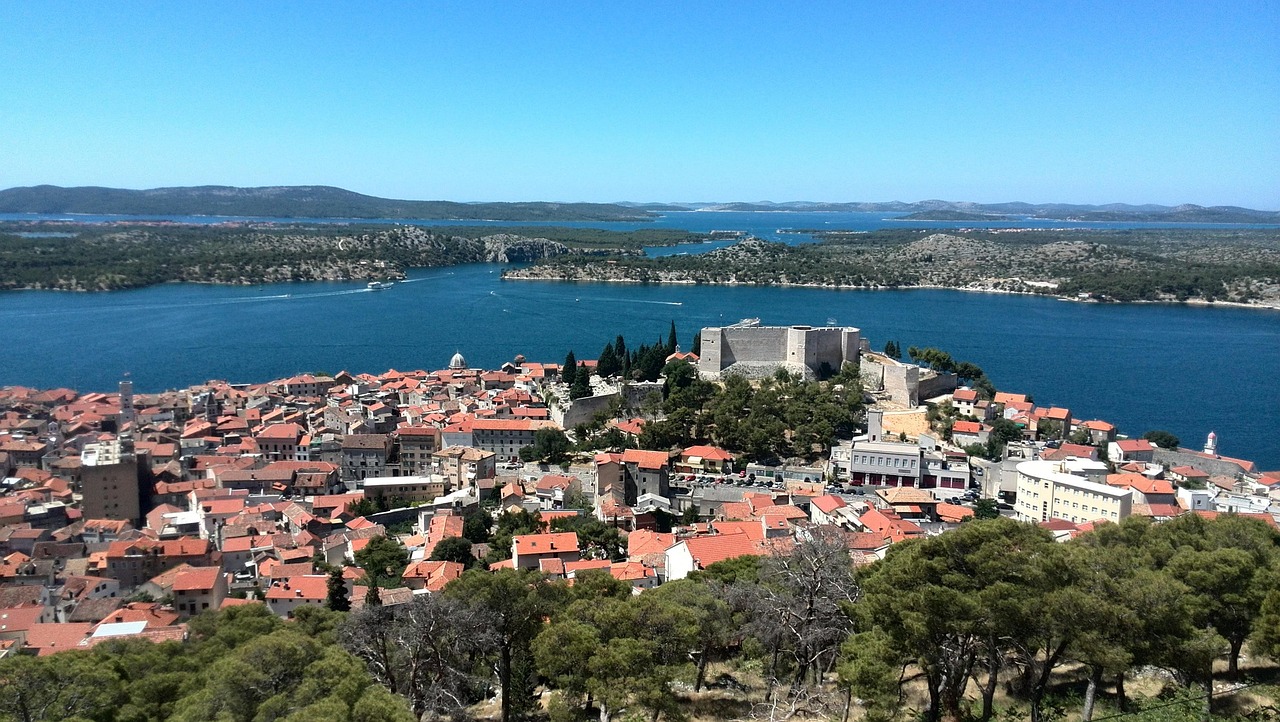 Šibenik summer school political economy of the media